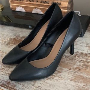 Merona black heels